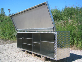 Bild einer Werkzeugbox - Flügeltürbox