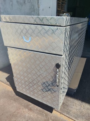 NC-BOX 1900 LUX Gebraucht