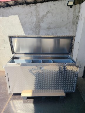NC-BOX 1900 LUX gebraucht (Mit Ringschrauben M16)