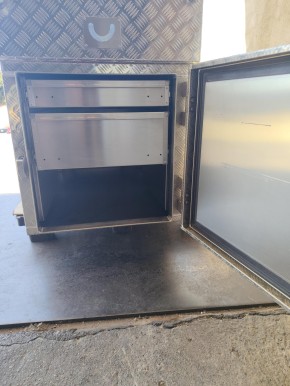 NC-BOX 1900 LUX gebraucht (Mit Ringschrauben M16)